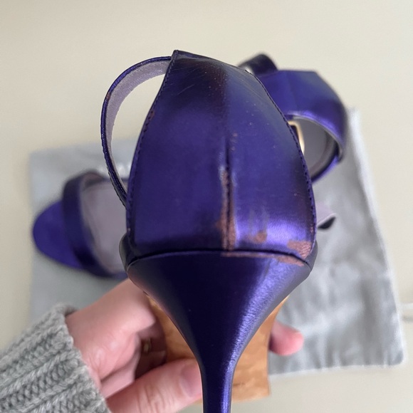 Manolo Blahnik Chaos Sandal - Picture 4 of 4